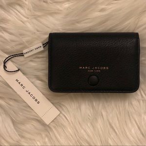 BRAND🆕 Marc Jacobs Empire City Leather Zip Wallet